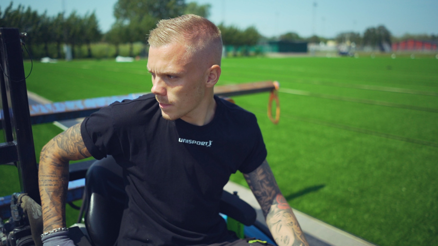 Huolto- ja korjauspalvelut tekonurmikentille