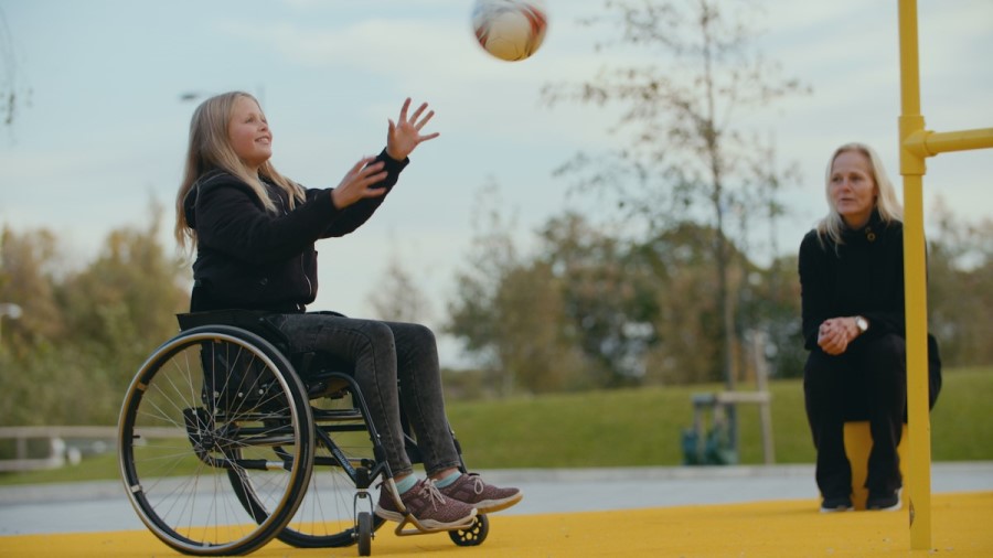 KONSTGRÄS SOM UNDERLAG TILL LEKPLATSER UNISPORT